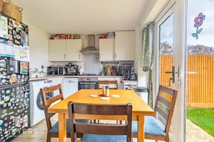 Kitchen/Diner- click for photo gallery